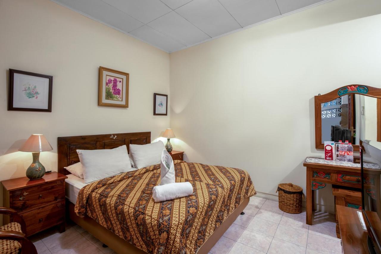 Sekararum Butik Syariah Guesthouse Bandung Exterior foto