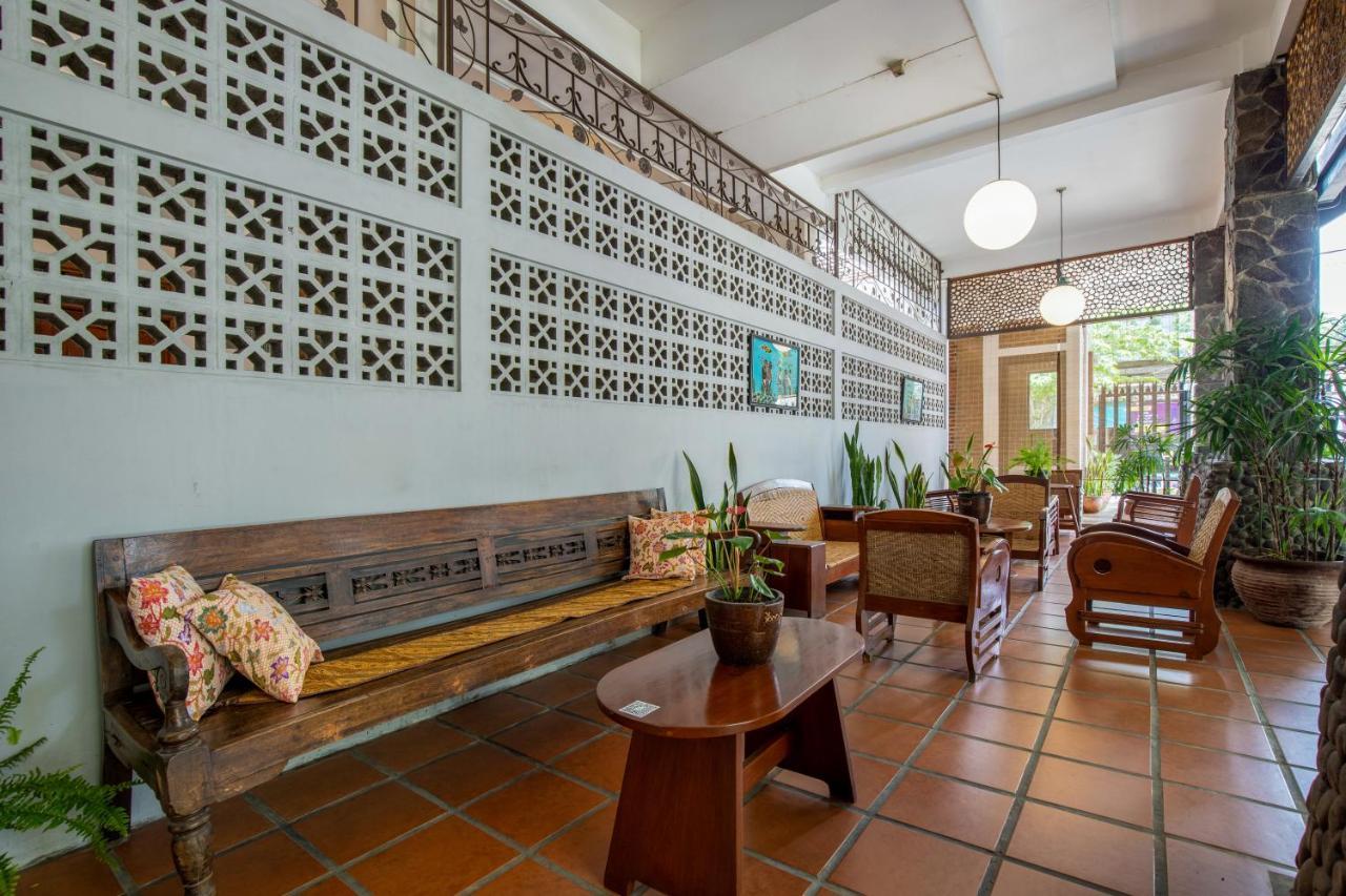 Sekararum Butik Syariah Guesthouse Bandung Exterior foto