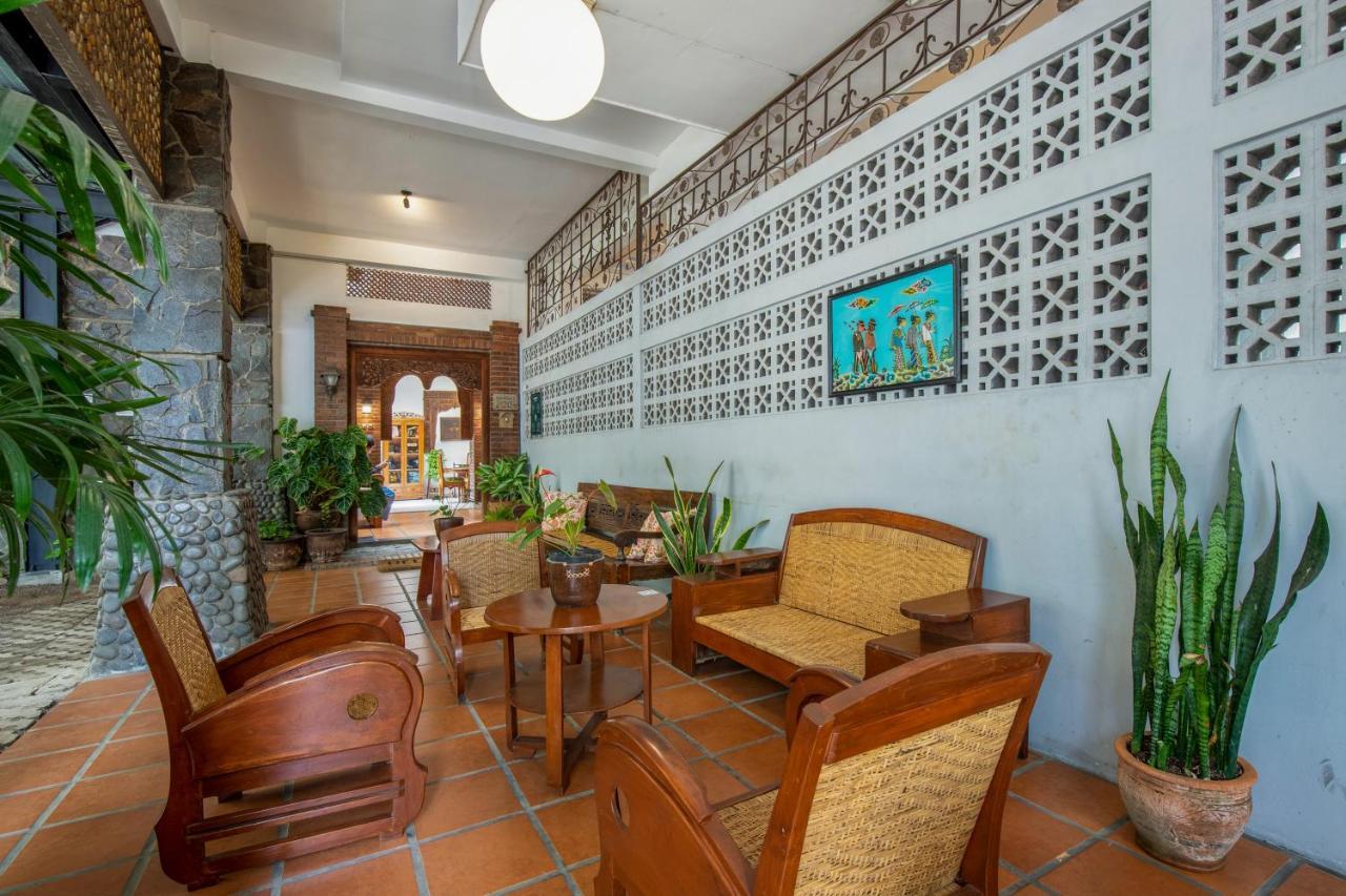 Sekararum Butik Syariah Guesthouse Bandung Exterior foto